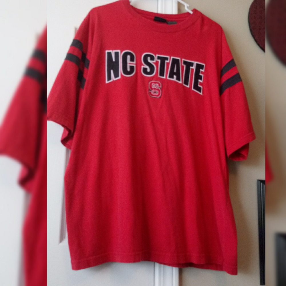 North Carolina NC State Wolfpack Teeshirt